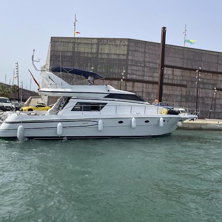 Hotel Yacht Sotavento Sant Adria de Besos Buitenkant foto